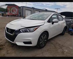 نيسان فيرسا